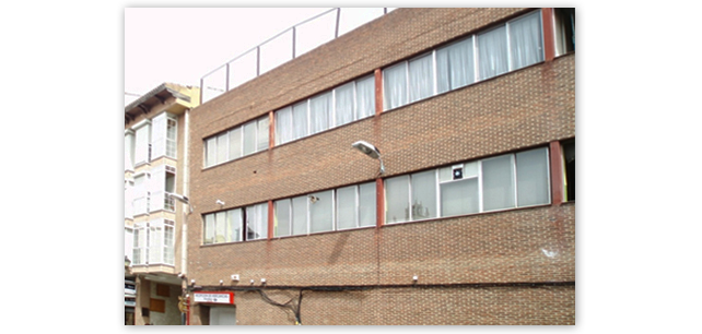 Fachada exterior del edificio del Círculo Católico en Palencia. Reformado el interior por Pavisa Contratas S.L.